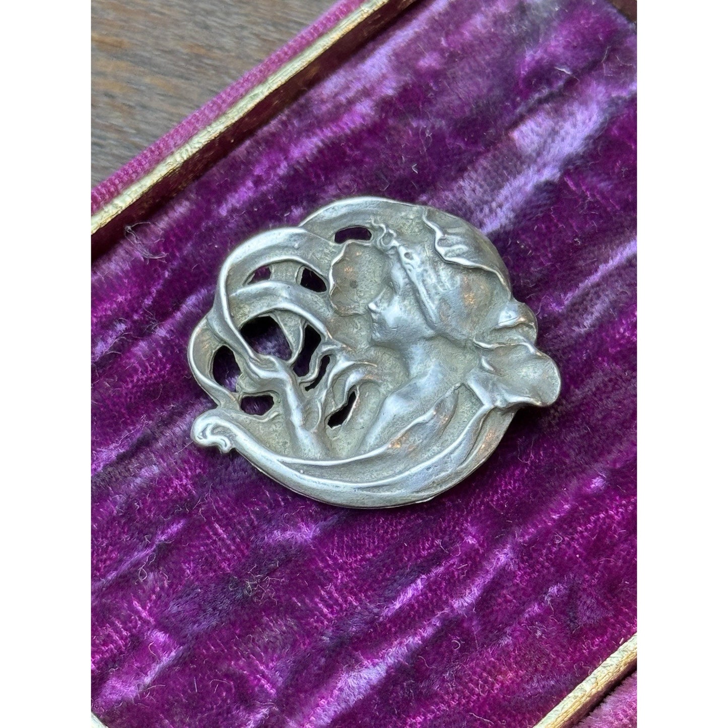 Vintage Sterling Silver Art Nouveau Lady Brooch Pin 925 Figural Maiden 1.25”