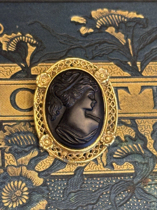 Cameo Brooch Black Portrait Goldtone Filigree Floral Frame Vintage 1.25” x 1”