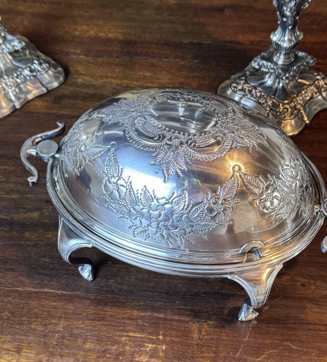 Roll Top Server Silverplate Repoussé English Floral Queen Anne Legs Covered Dish