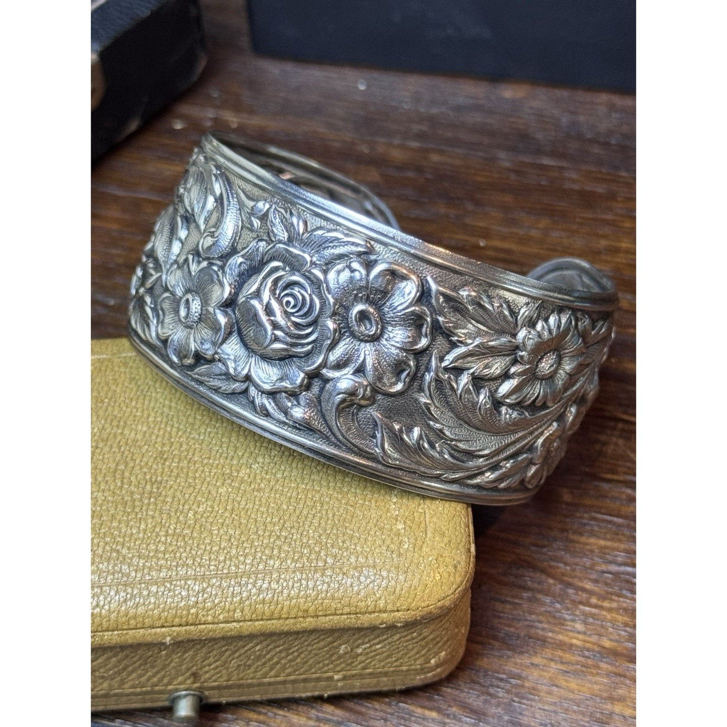 Vintage S Kirk & Son Sterling Repoussé Floral Cuff Bracelet 19F Fits 6.75”