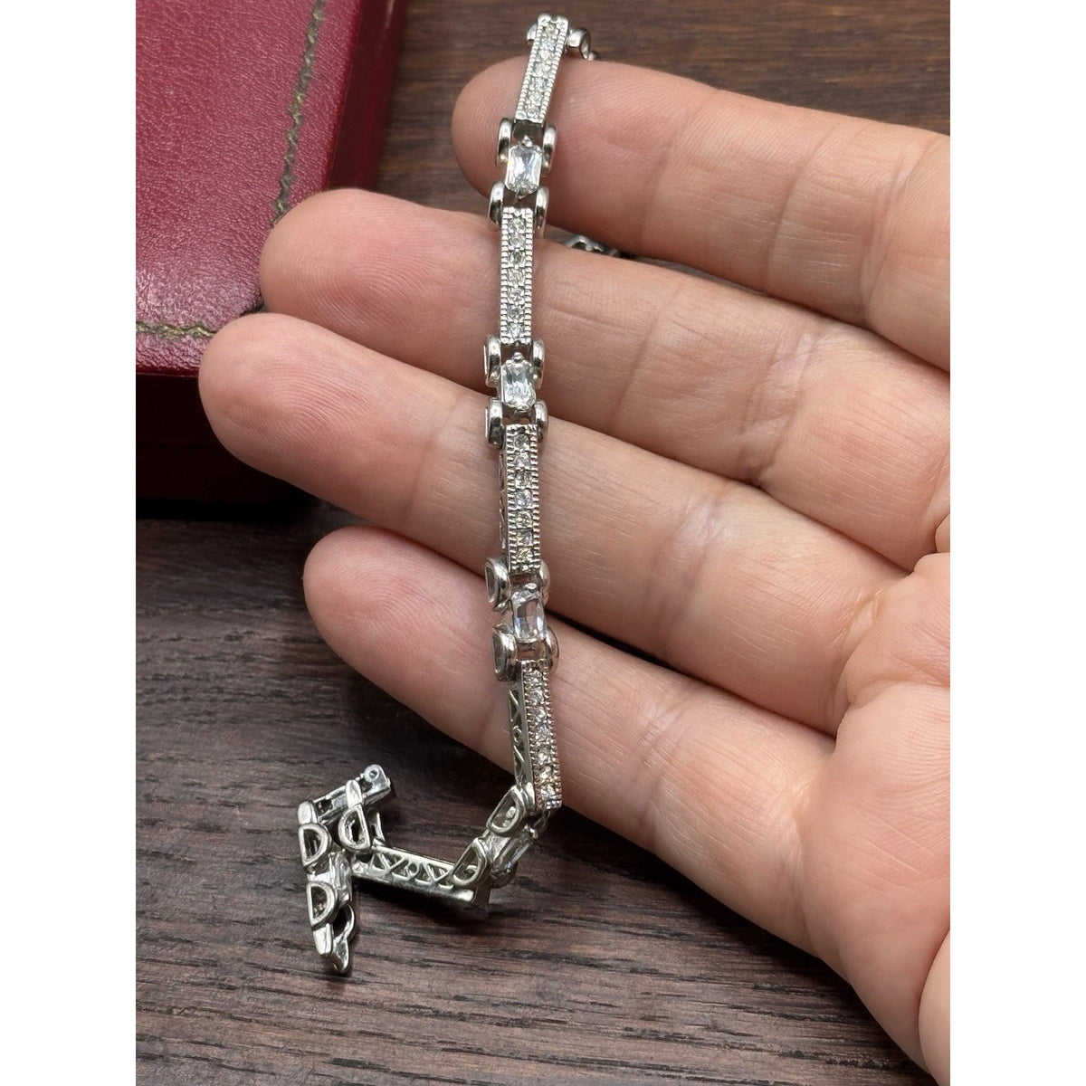 Vintage Avon Bracelet Silvertone Clear Rhinestone Art Deco Style Link 7.5”