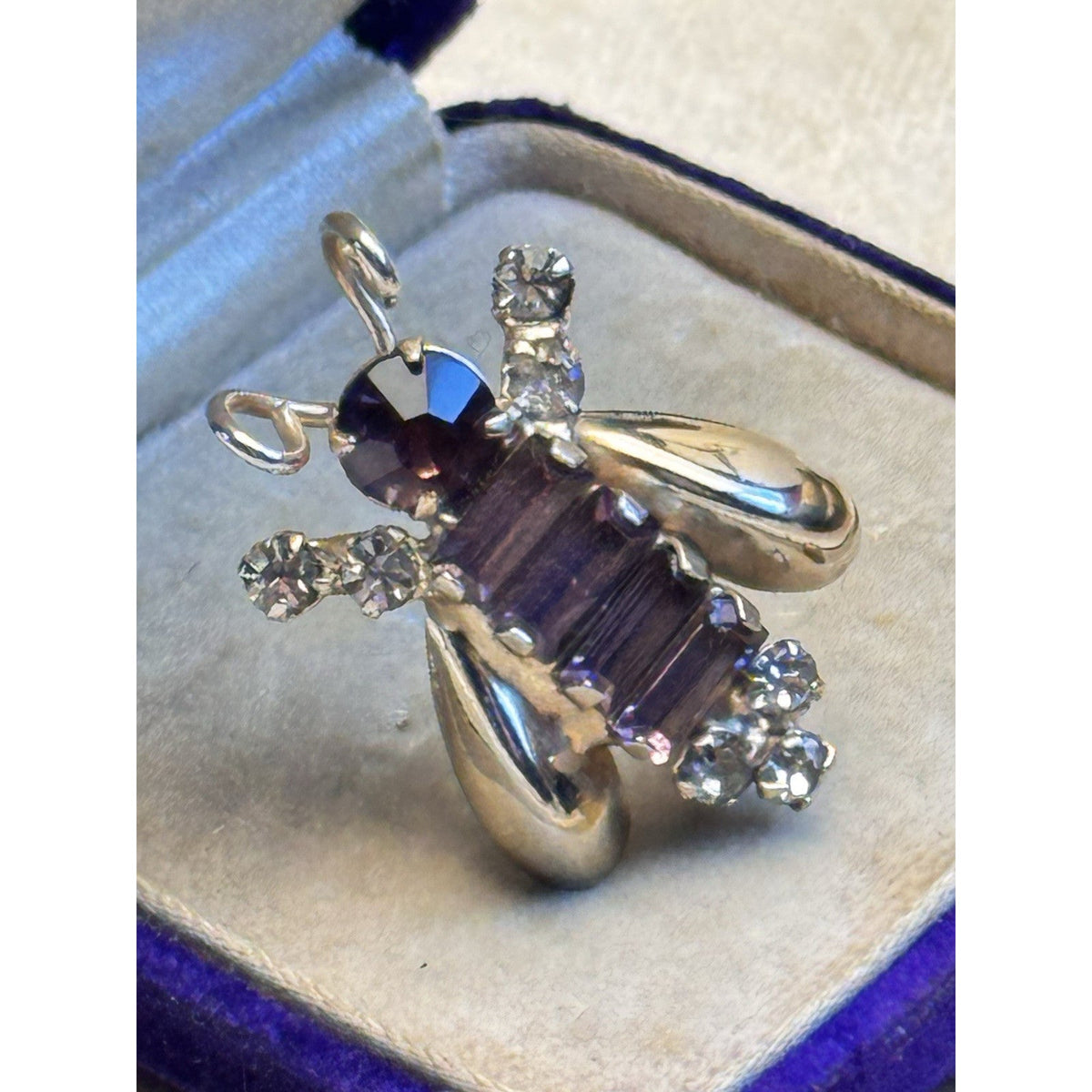 Bee Brooch Purple Baguette Clear Rhinestone Goldtone Vintage Insect Pin 1.25”