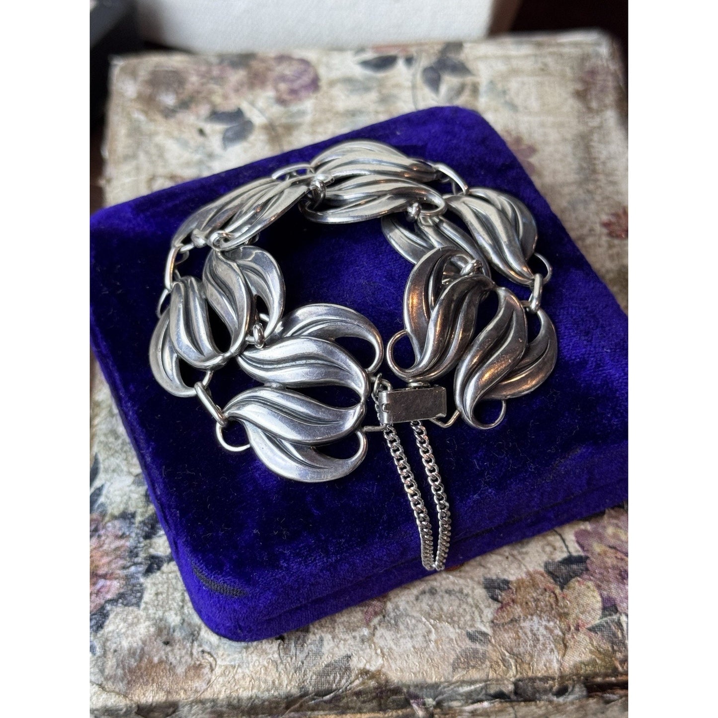 Jewelart Sterling Bracelet Silver Leaf Link 7.5” Wide Signed 925 VINTAGE