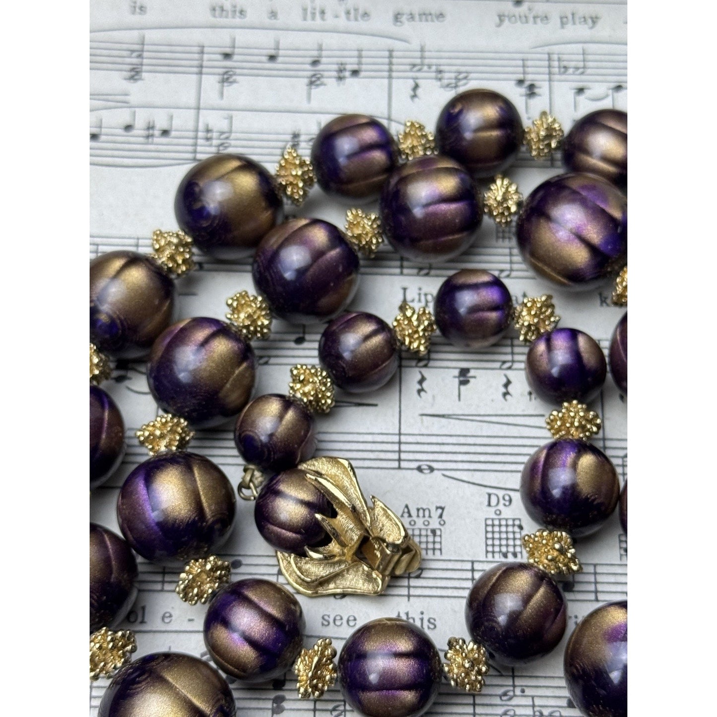 Vintage Crown Trifari Aubergine Beaded Necklace Bracelet Set Goldtone 27”