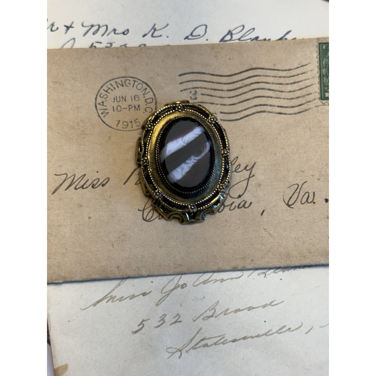 Original by Robert Victorian Revival Black & White Glass Cameo Brooch Pendant