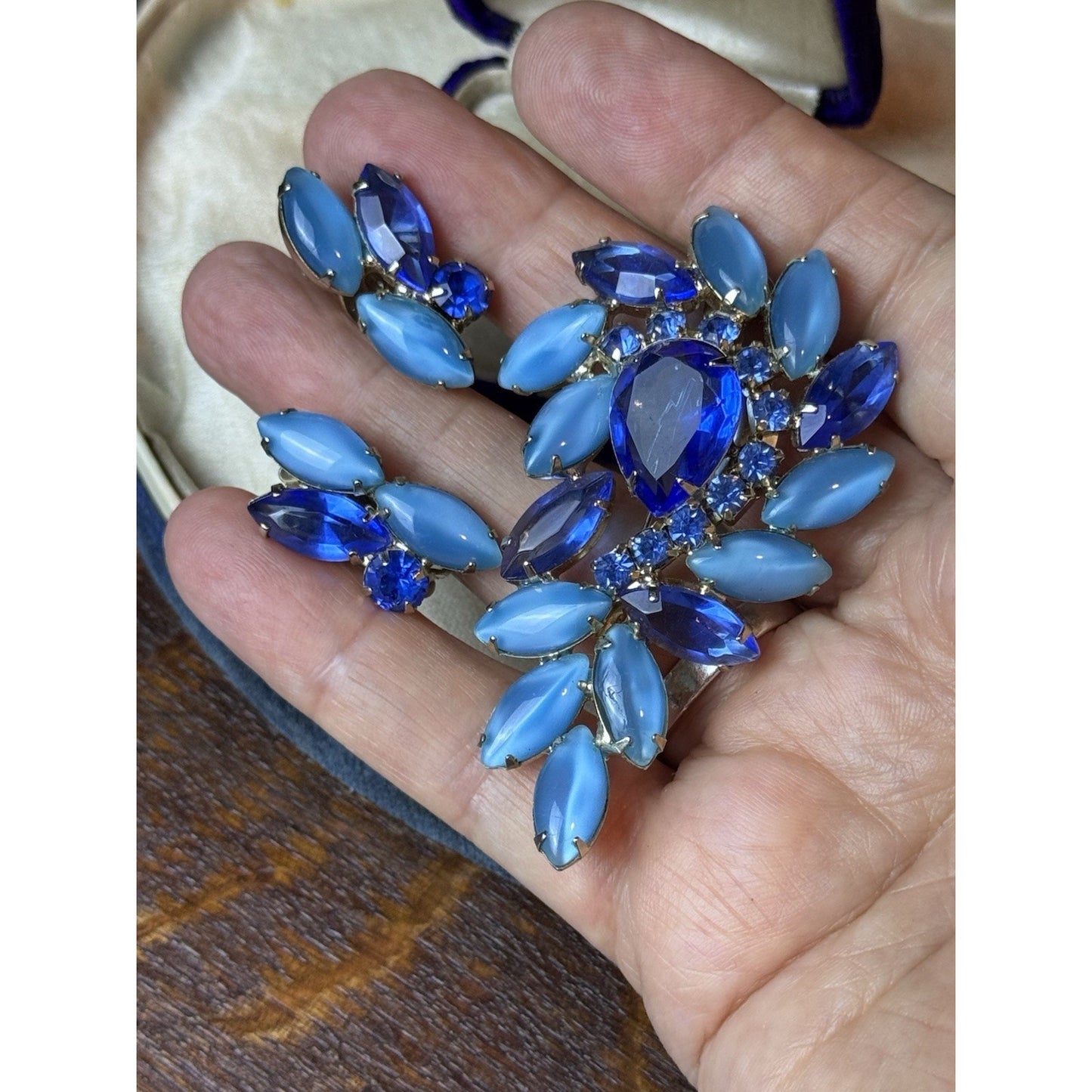 Vintage Blue Rhinestone Brooch Earrings Set Thermoset Navette Clip On