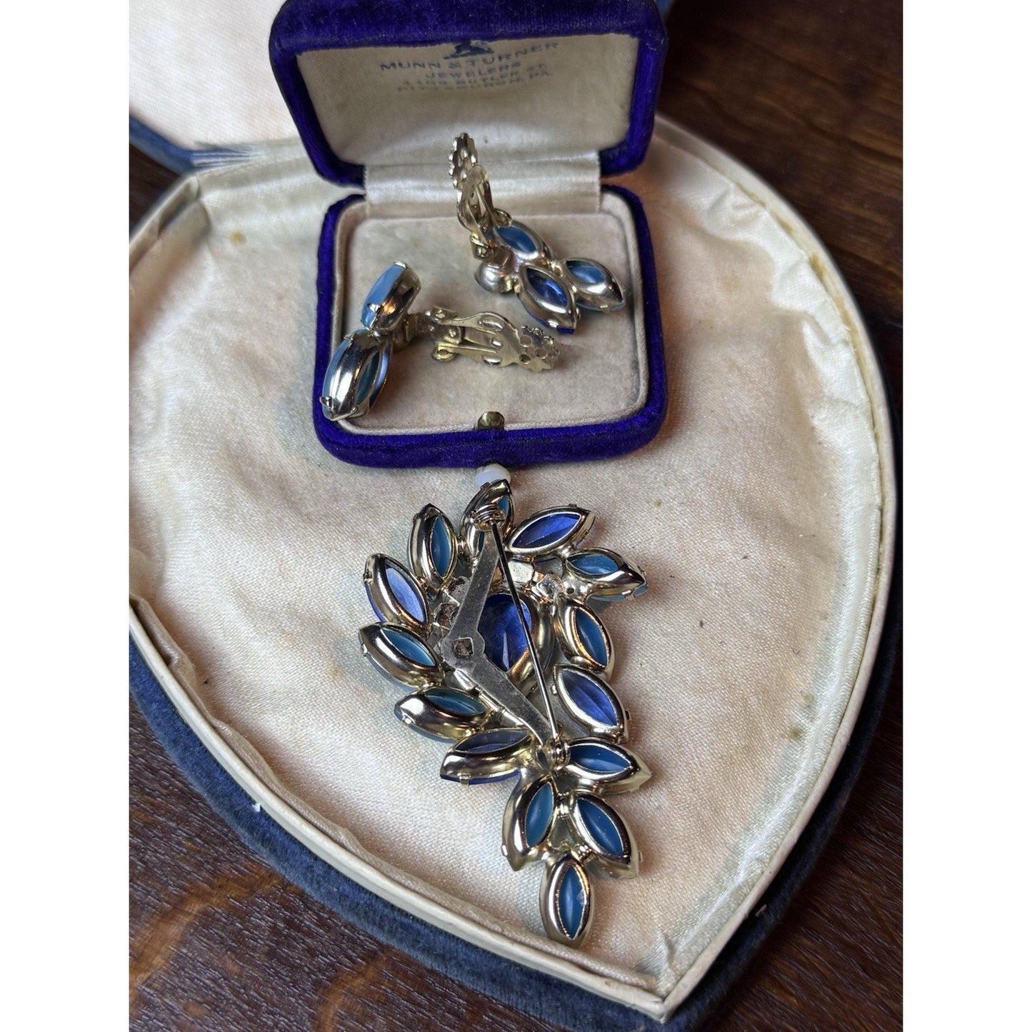 Vintage Blue Rhinestone Brooch Earrings Set Thermoset Navette Clip On