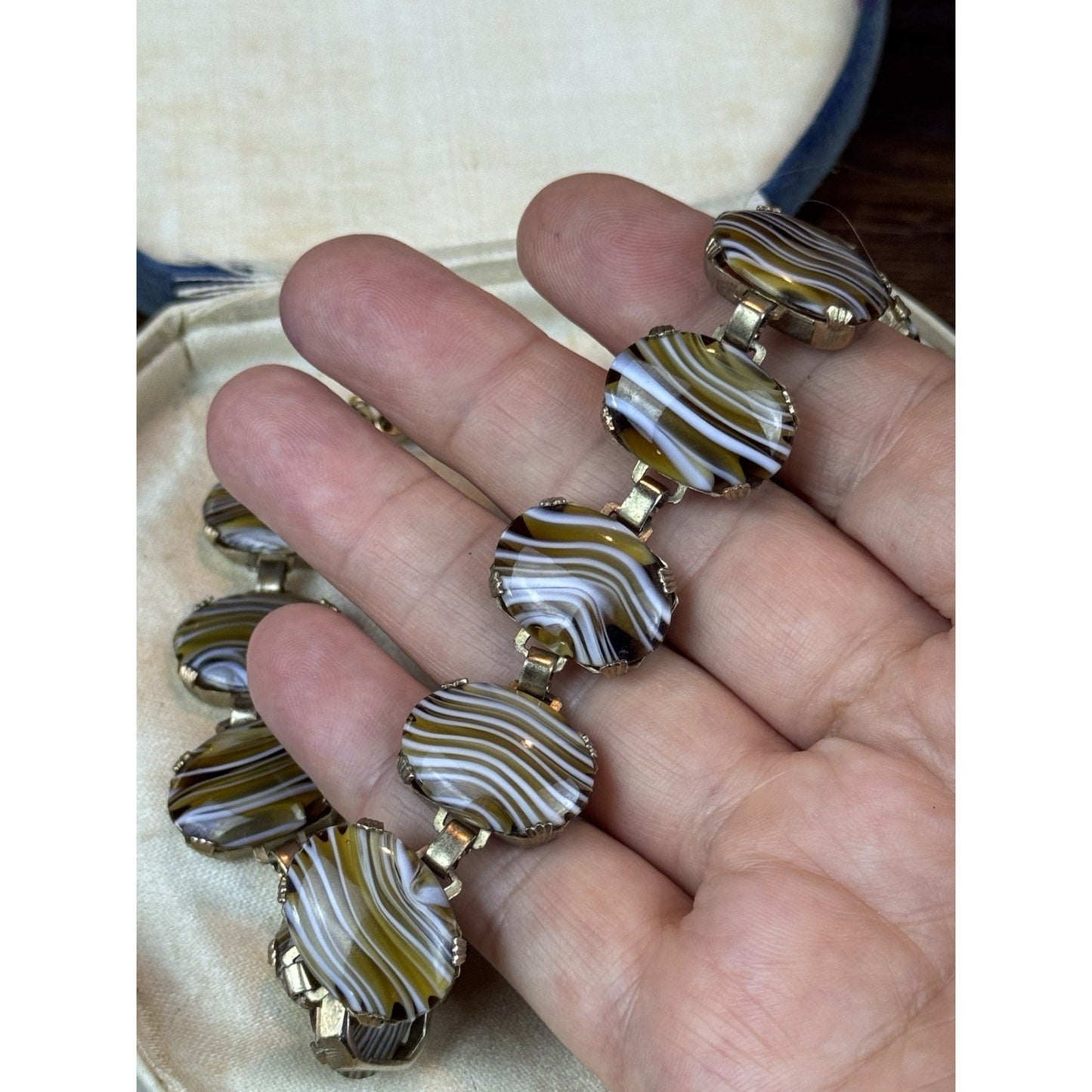 Vintage Goldtone Lucite Faux “Banded Agate” Necklace 16” Oval Panel Statement