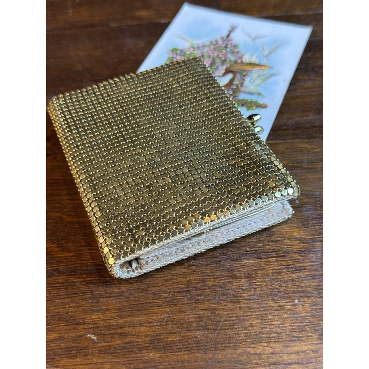 Goldtone Mesh Coin Purse Wallet Kiss Lock Peach Satin Lining 4.25” x 3.5”