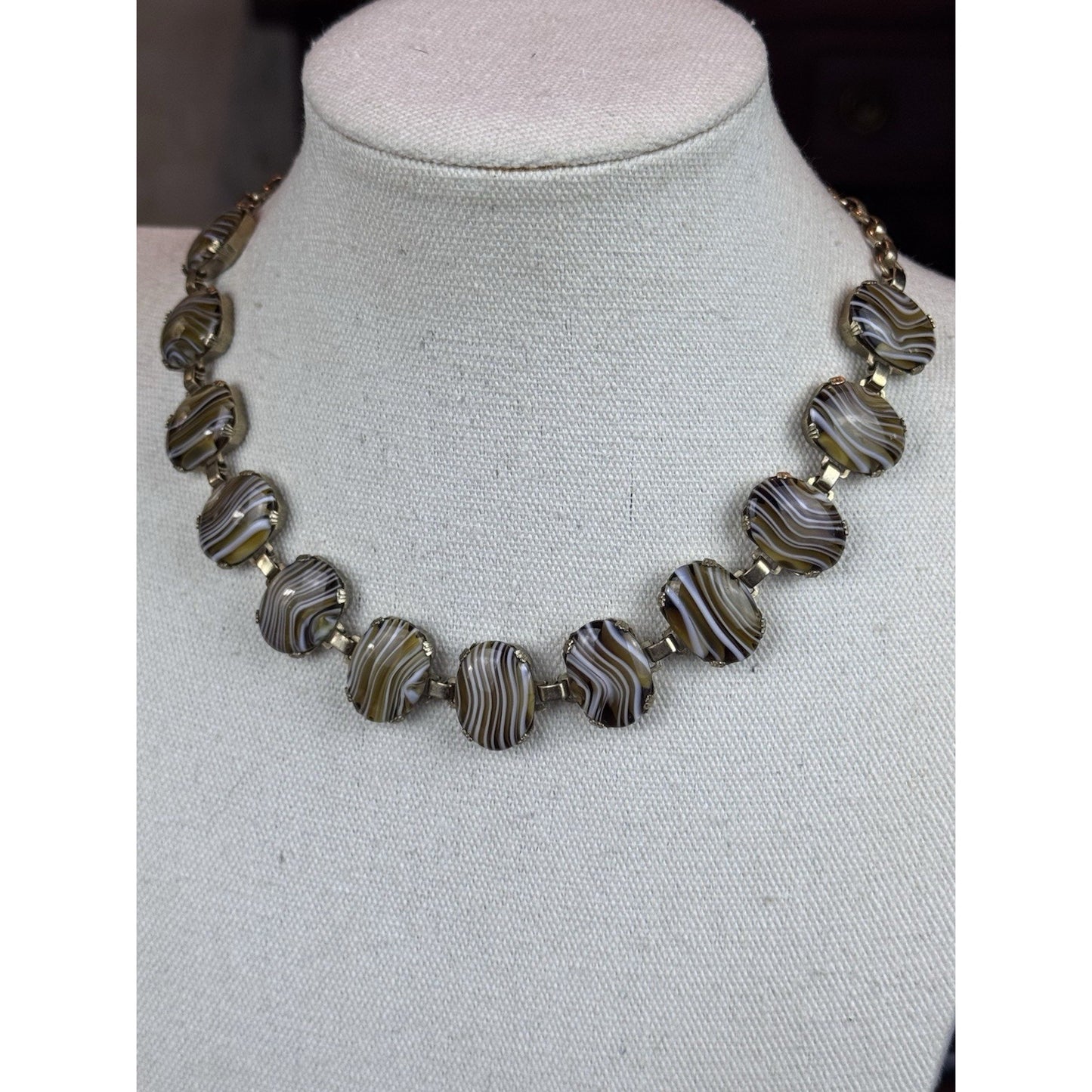 Vintage Goldtone Lucite Faux “Banded Agate” Necklace 16” Oval Panel Statement