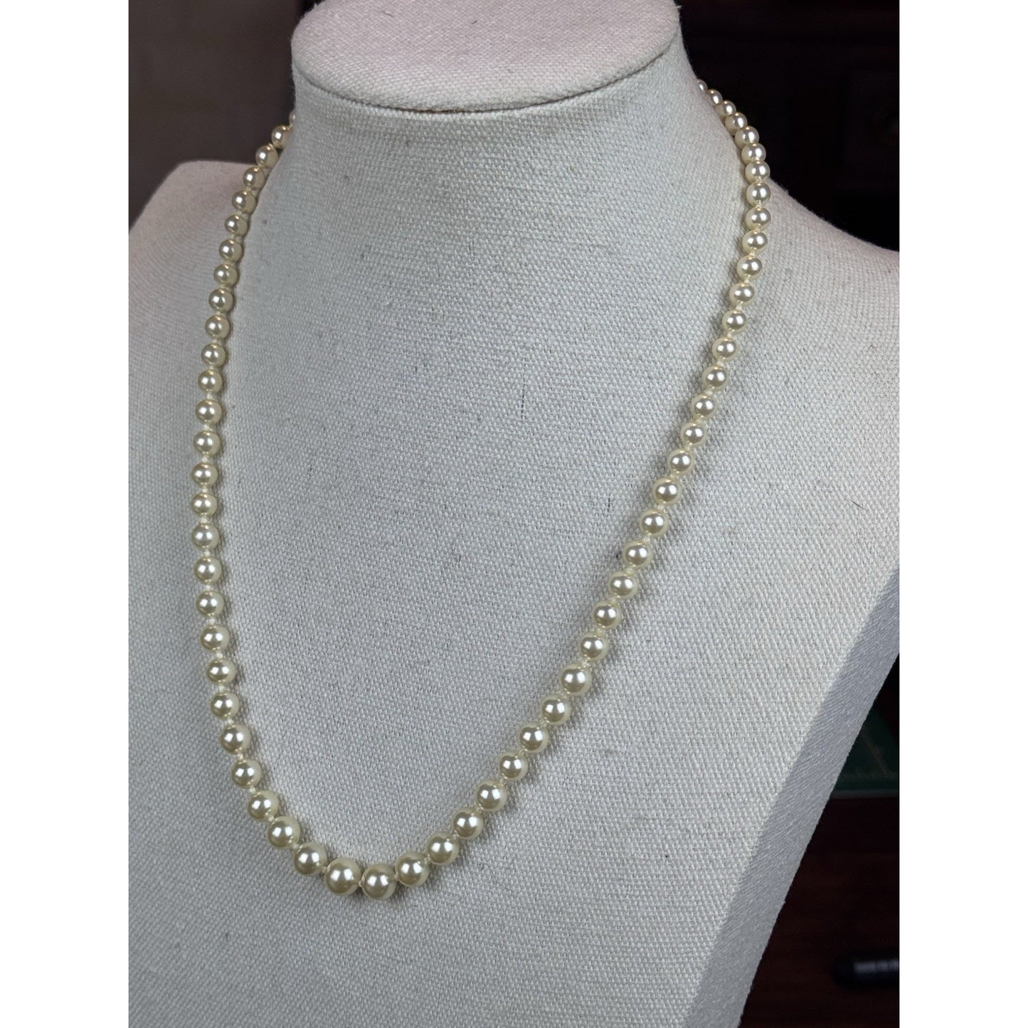 Vintage Mallorca Faux Pearl Necklace 19.5” Knotted Graduated Original Case