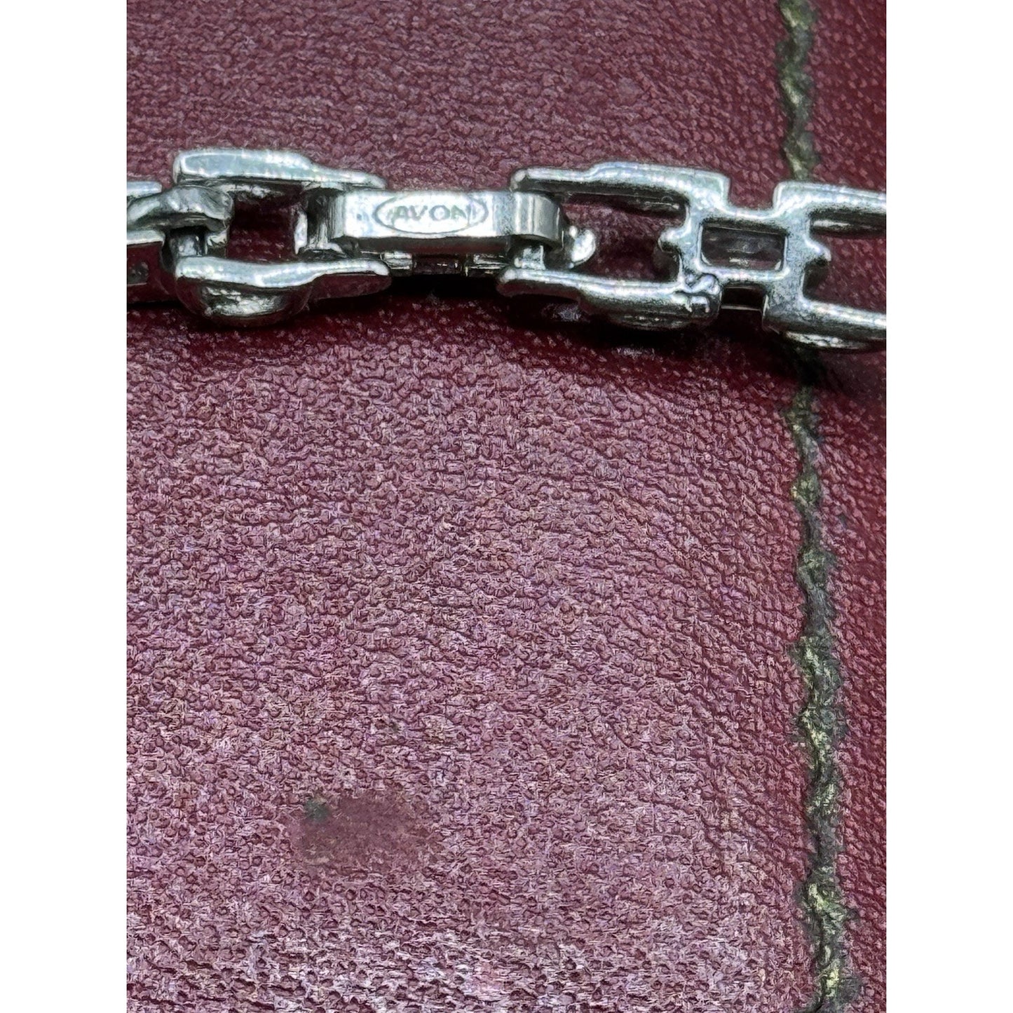 Vintage Avon Bracelet Silvertone Clear Rhinestone Art Deco Style Link 7.5”
