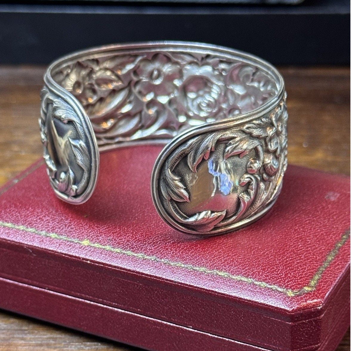 Vintage S Kirk & Son Sterling Repoussé Floral Cuff Bracelet 19F Fits 6.75”
