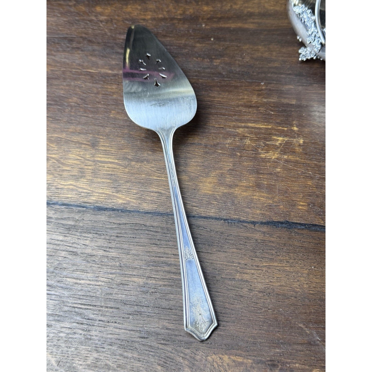 Vintage Bouquet Silverplate Pie Cake Server Pierced 10” Dessert Serving