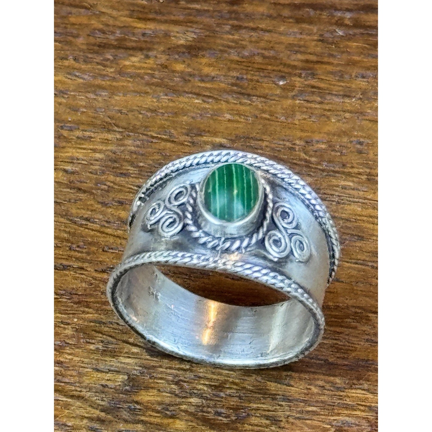 Vintage Sterling Silver 925 Green Stone Statement Ring Size 8.5 Wide Band
