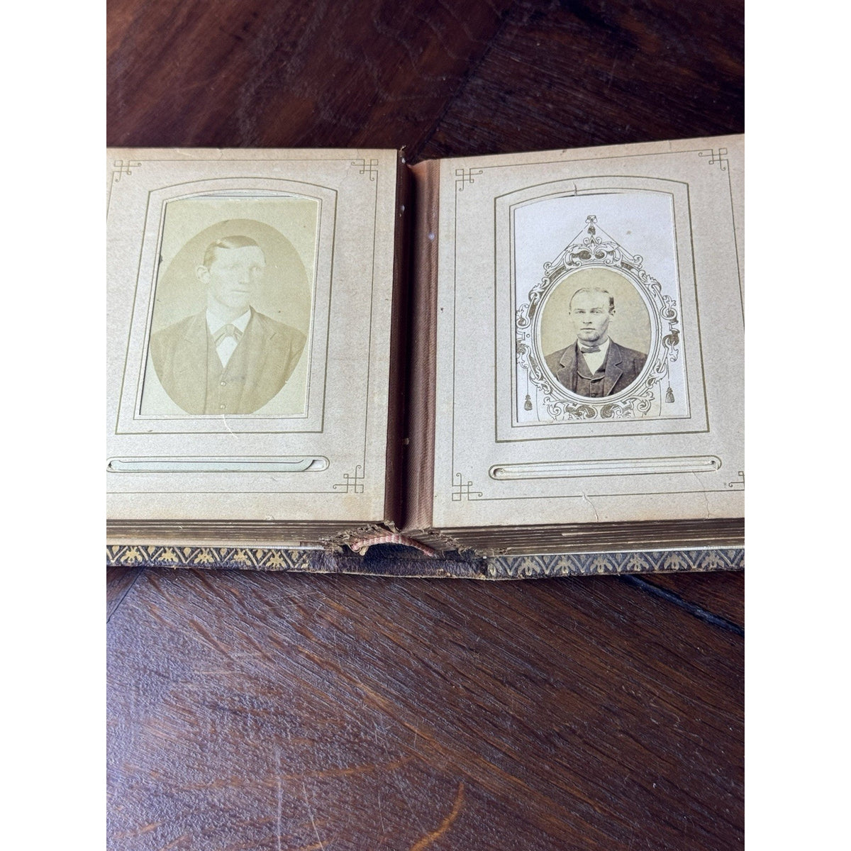 Antique Photo Album 18 Victorian Portraits Embossed Cover Clasp 6”x5” DAMAGED