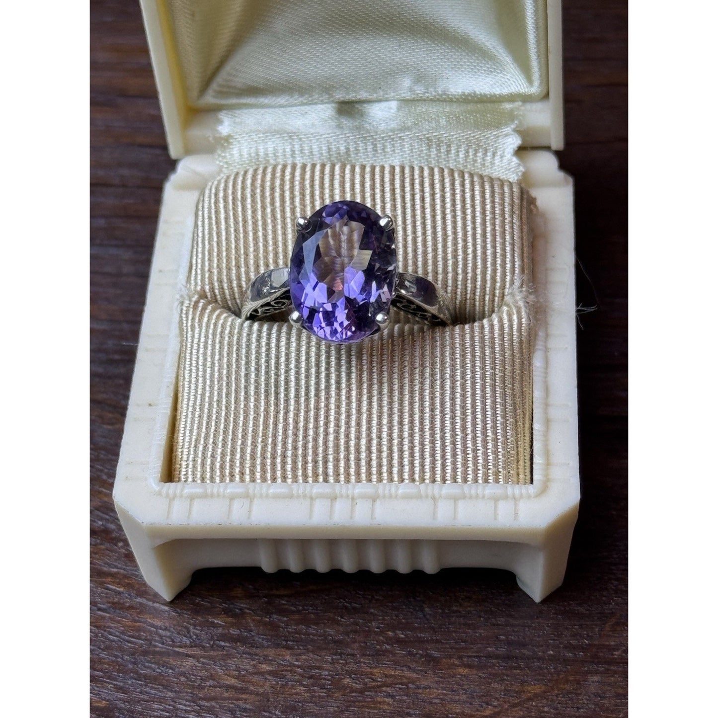 Sterling Silver Ring Purple Amethyst Size 7.5 Signed KABANA Estate Jewelry