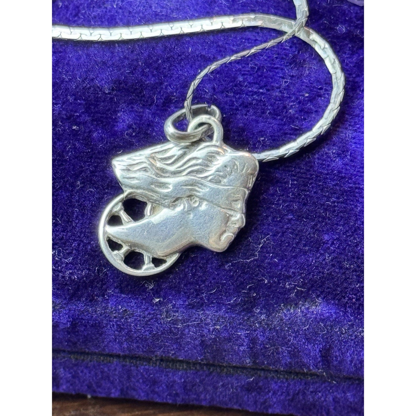 Art Nouveau Style Sterling Silver Woman Pendant Necklace 19.75” Italy 925 1”