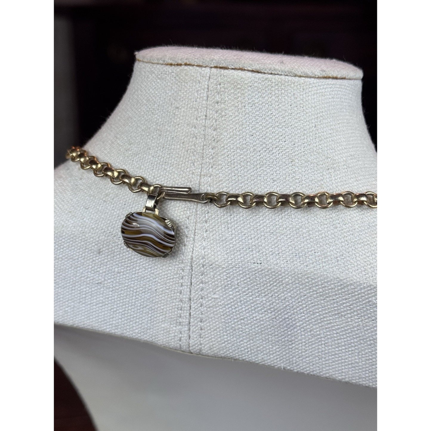 Vintage Goldtone Lucite Faux “Banded Agate” Necklace 16” Oval Panel Statement