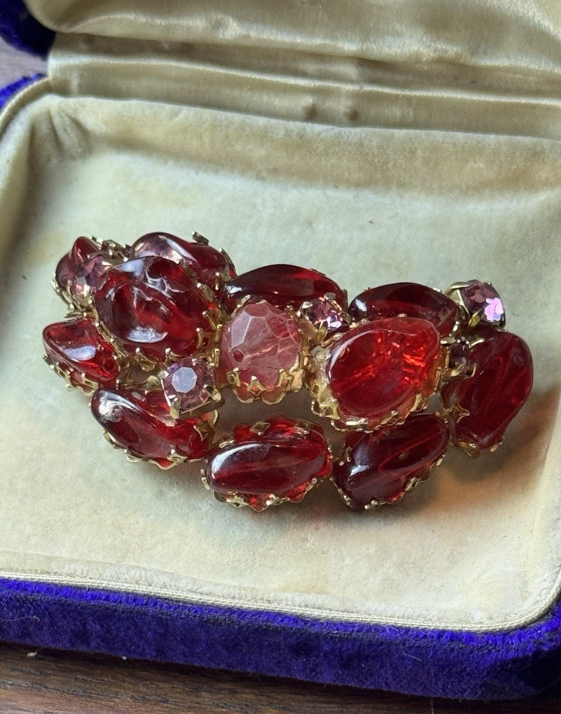 Vintage Brooch Red Lucite 2.25” Goldtone Crescent Cabochon Rhinestone Cluster