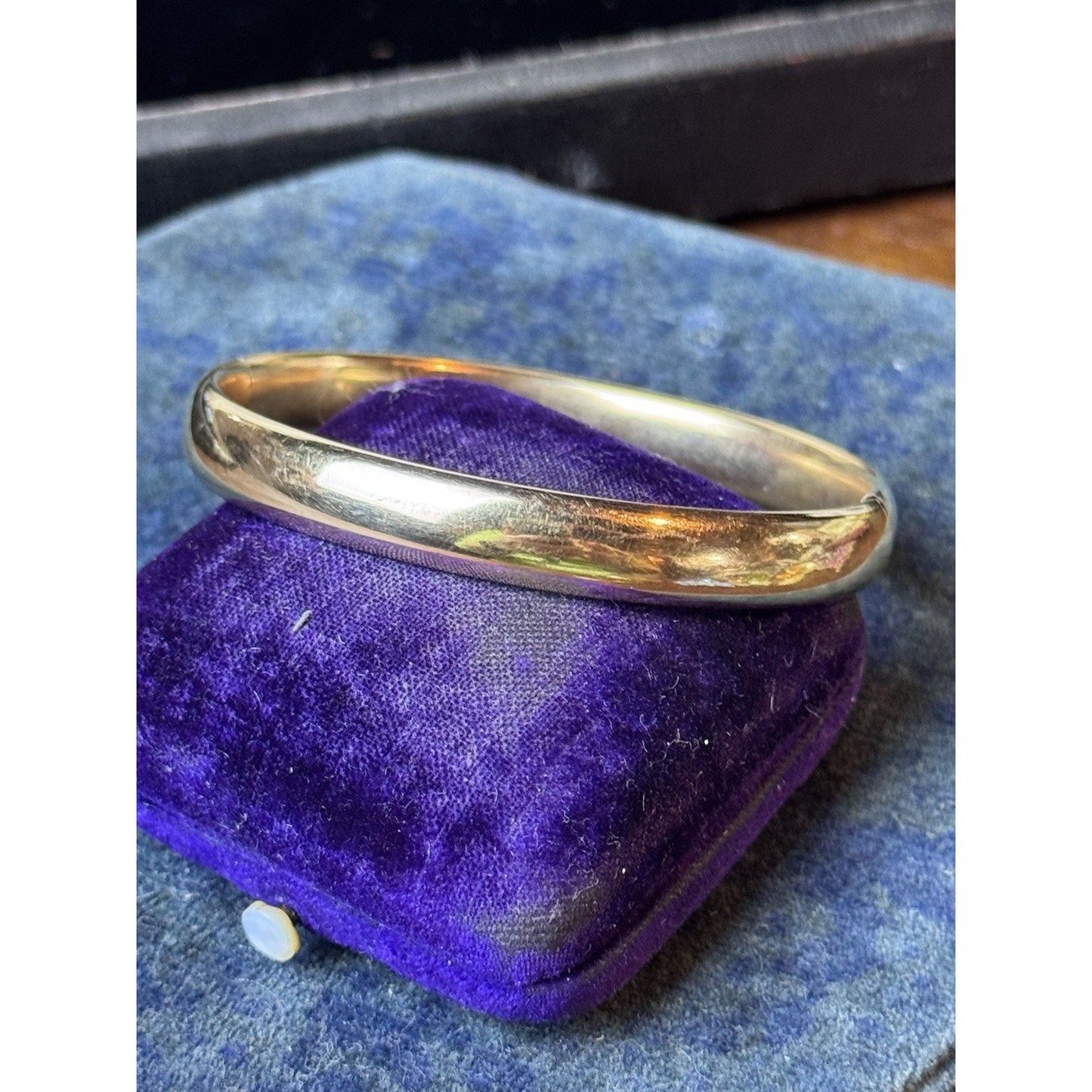 Vintage Krementz Gold Filled Hinged Bangle Bracelet Signed Fits 7” Classic