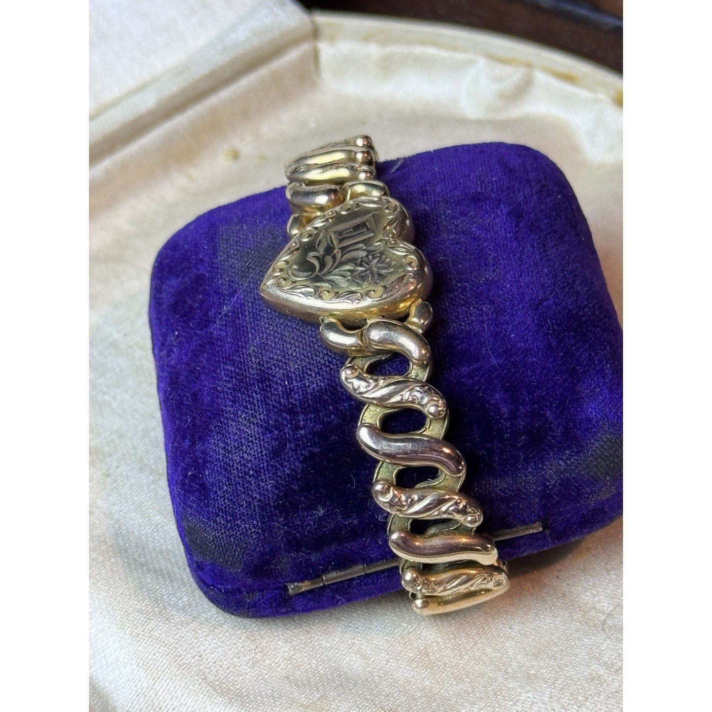 Vintage Pitman & Keeler American Queen Sweetheart Bracelet Gold Filled 1947
