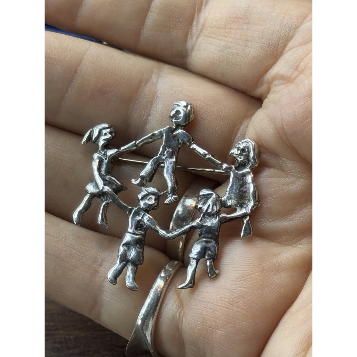 Sterling Brooch Children Dancing Circle 925 Silver Mexico 1.5” Figural Pin