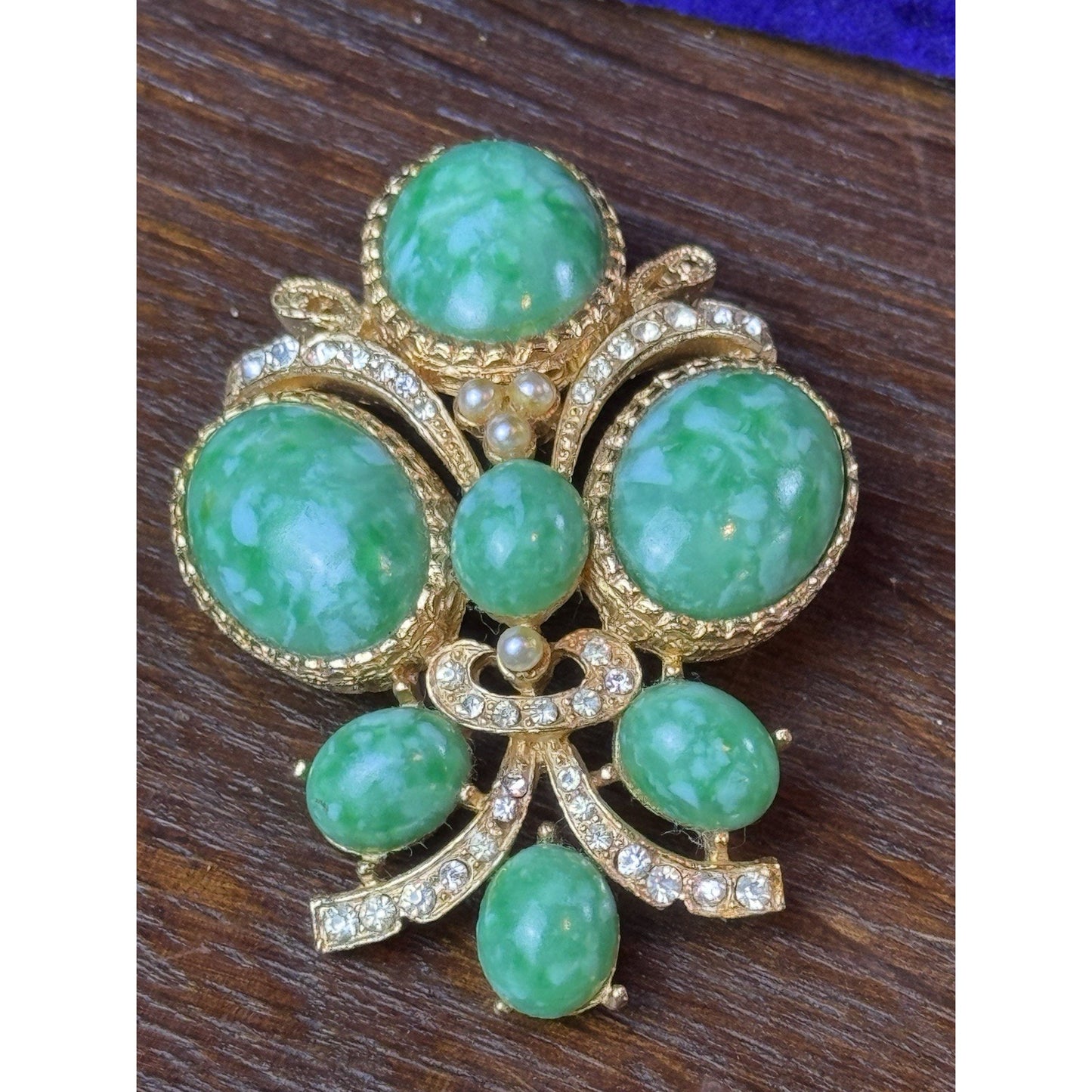 Vintage Green Lucite Brooch Goldtone Faux Pearl Rhinestone Statement Pin 2.25”