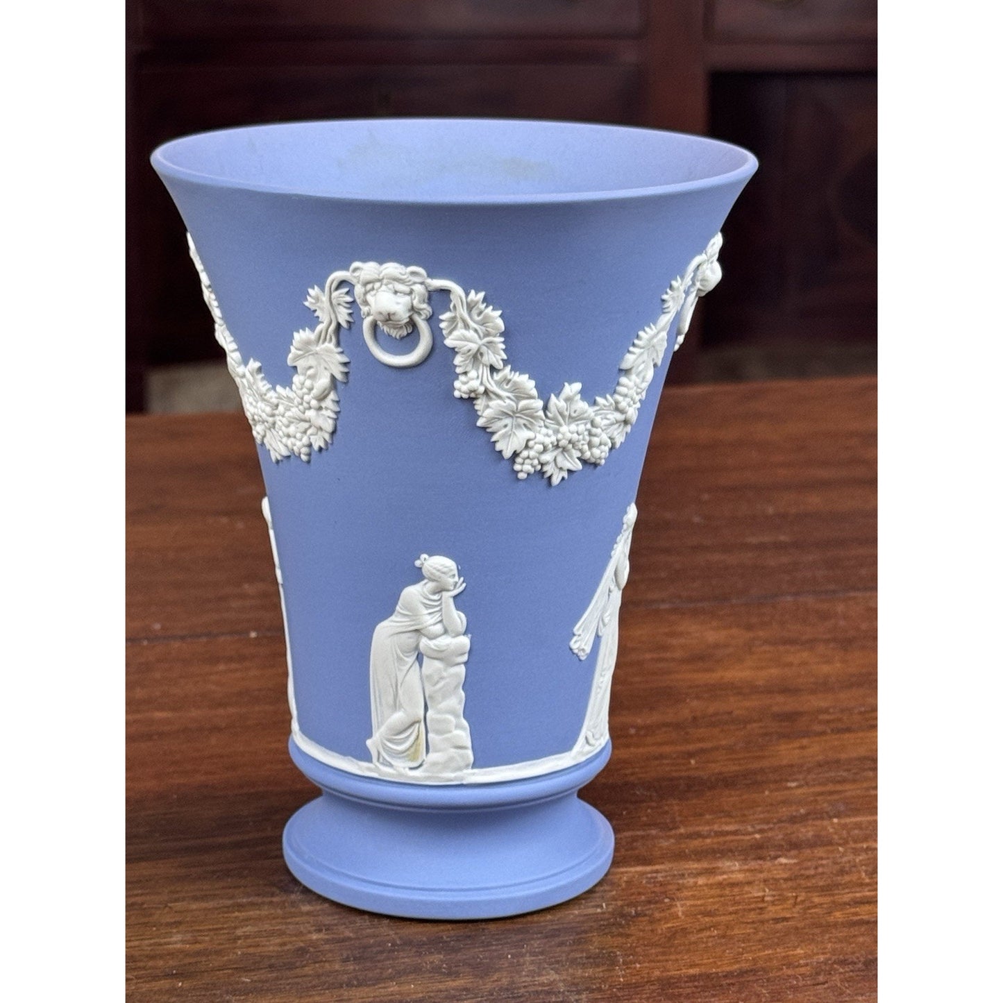 Vintage Wedgwood Jasperware Vase Blue White Classical Figures Grapevine 6” READ!