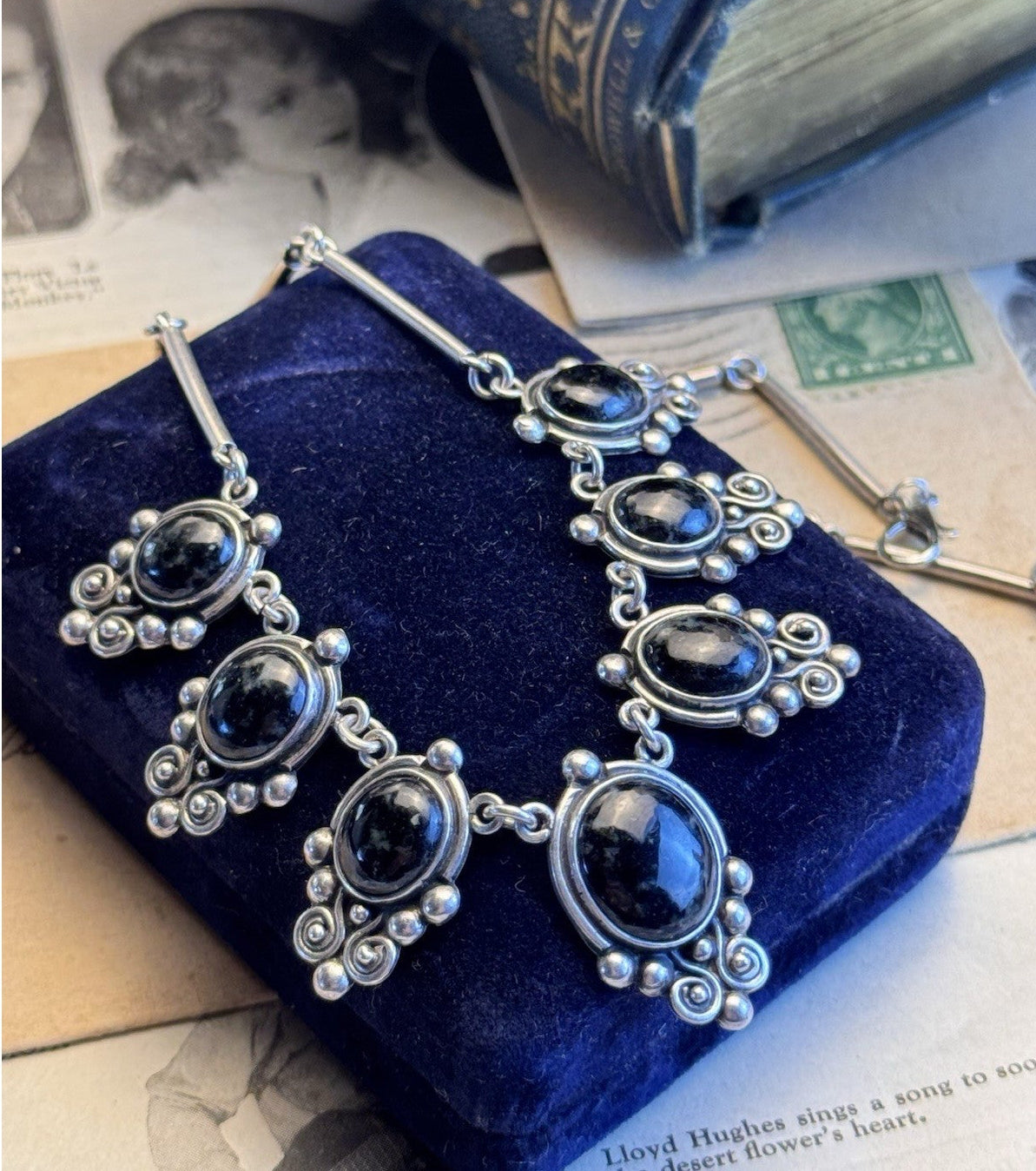 925 Silver Necklace Black Speckled Stone Cabochons Scrollwork Bar Link