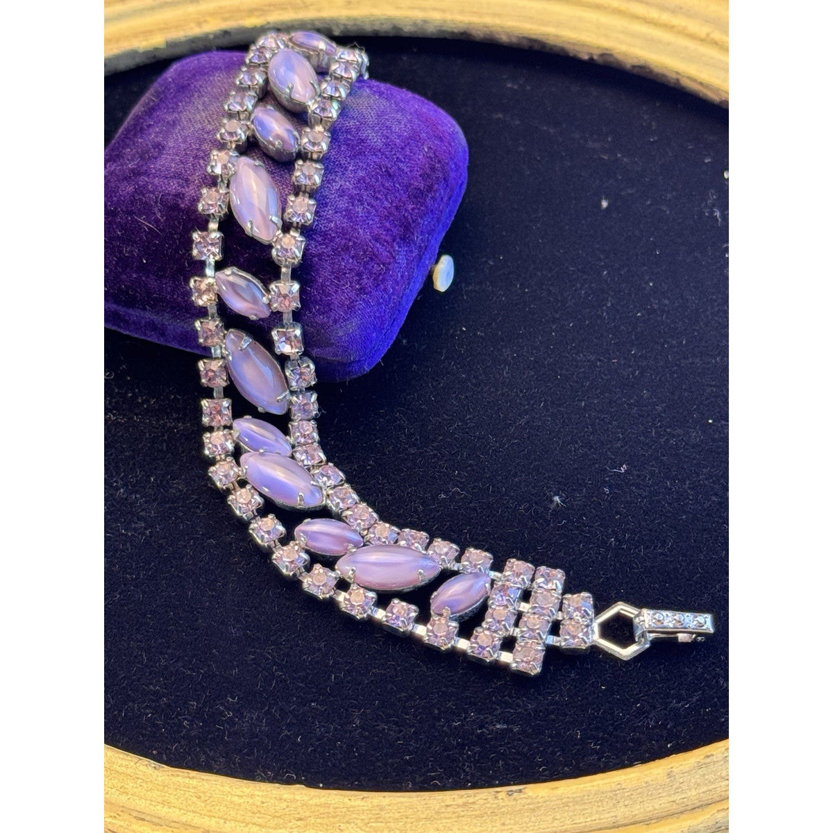 La Rel Bracelet Lavender Marquise Cabochon Purple Rhinestone Silvertone 7”