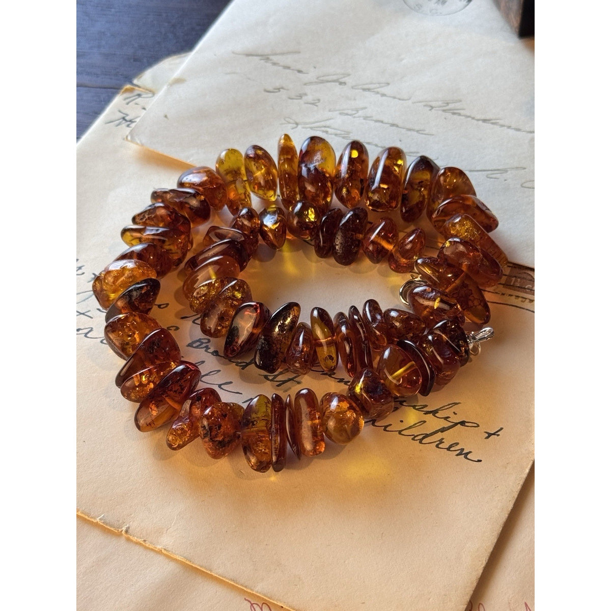 Vintage AMBER Necklace Chunky Graduated Nugget Beads Silvertone Clasp 16”