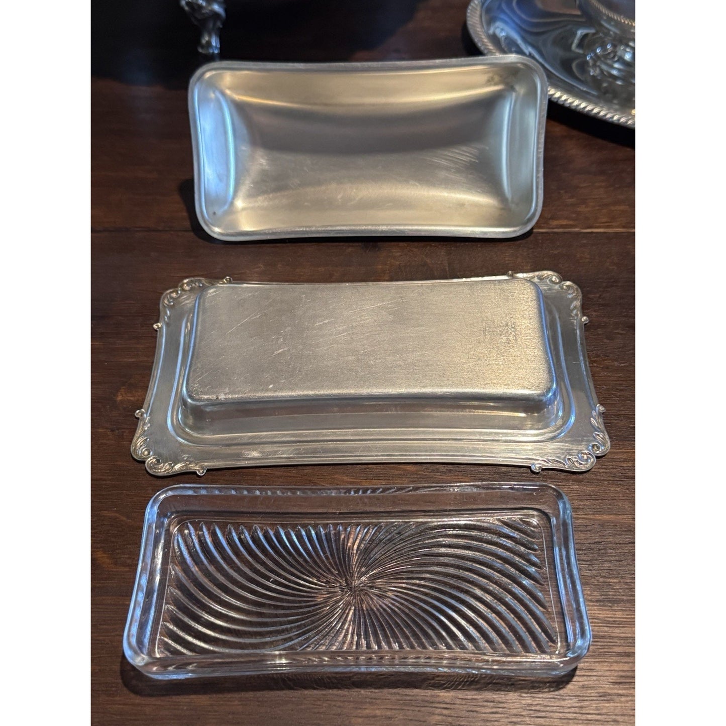 Silverplate Butter Dish Glass Insert Covered 7.5” Crescent International Silver