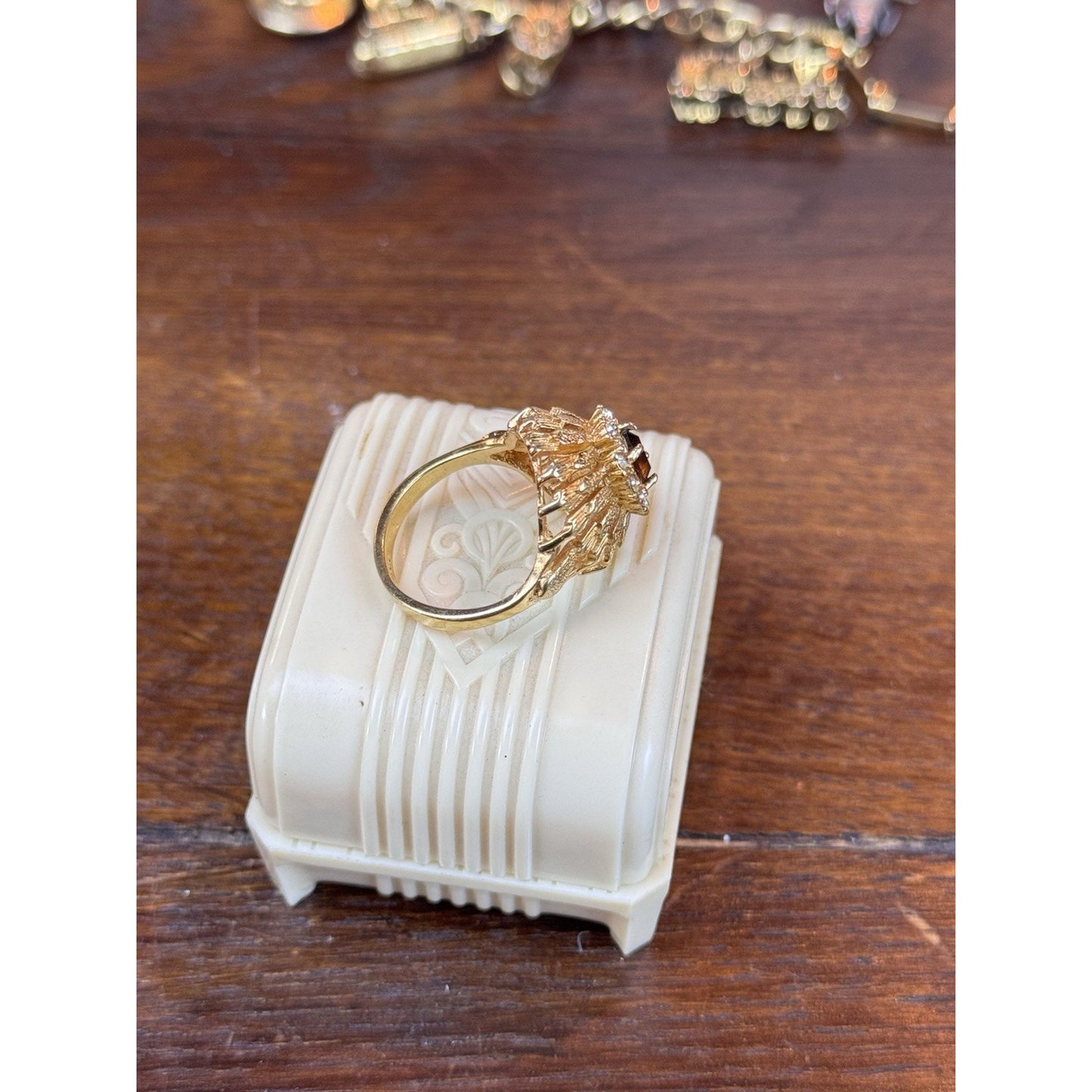 Cocktail Ring Size 8 Goldtone Brown Clear Rhinestone Statement Jewelry