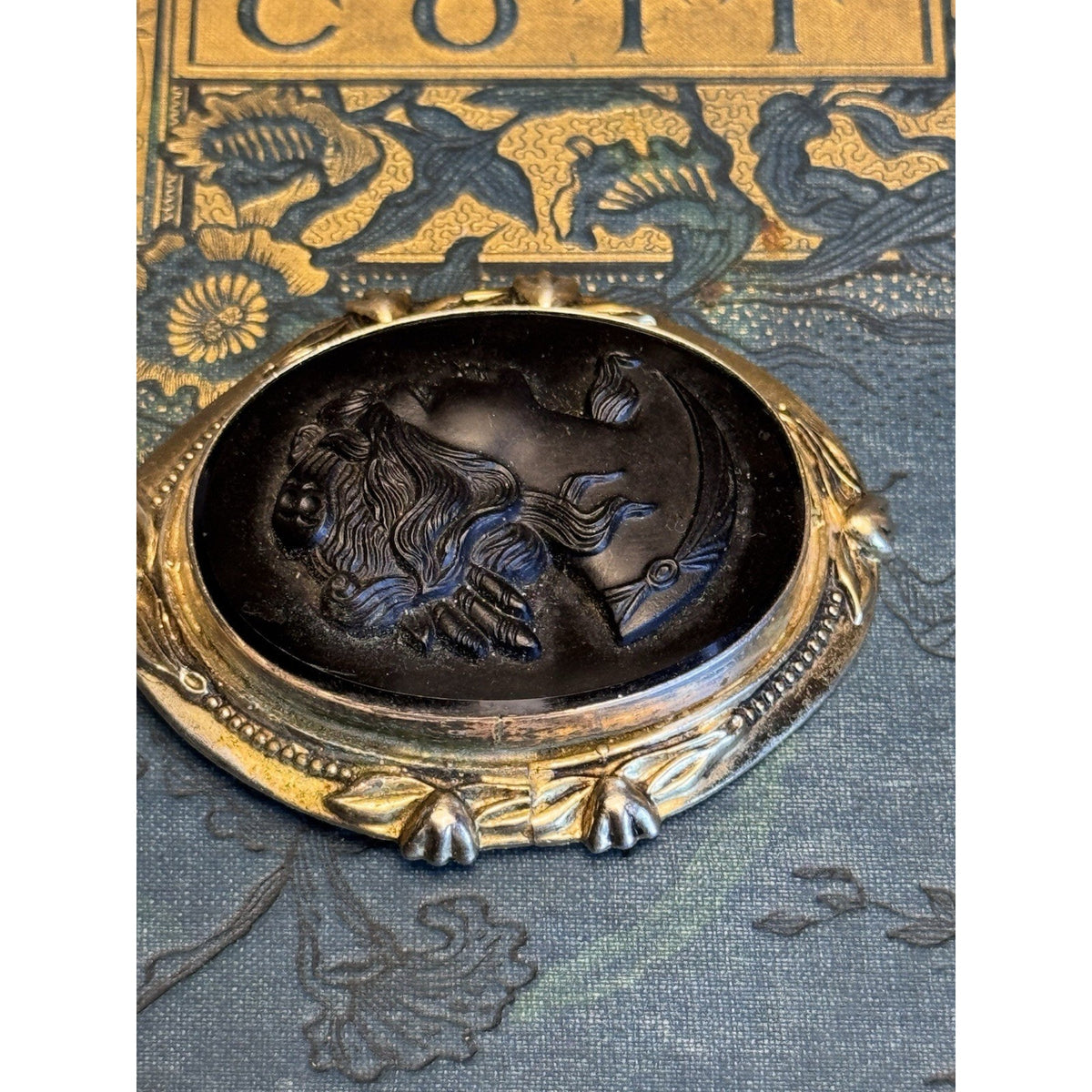 Cameo Brooch Black Glass Goldtone Floral Frame Victorian Style Vintage 2.5” x 2”