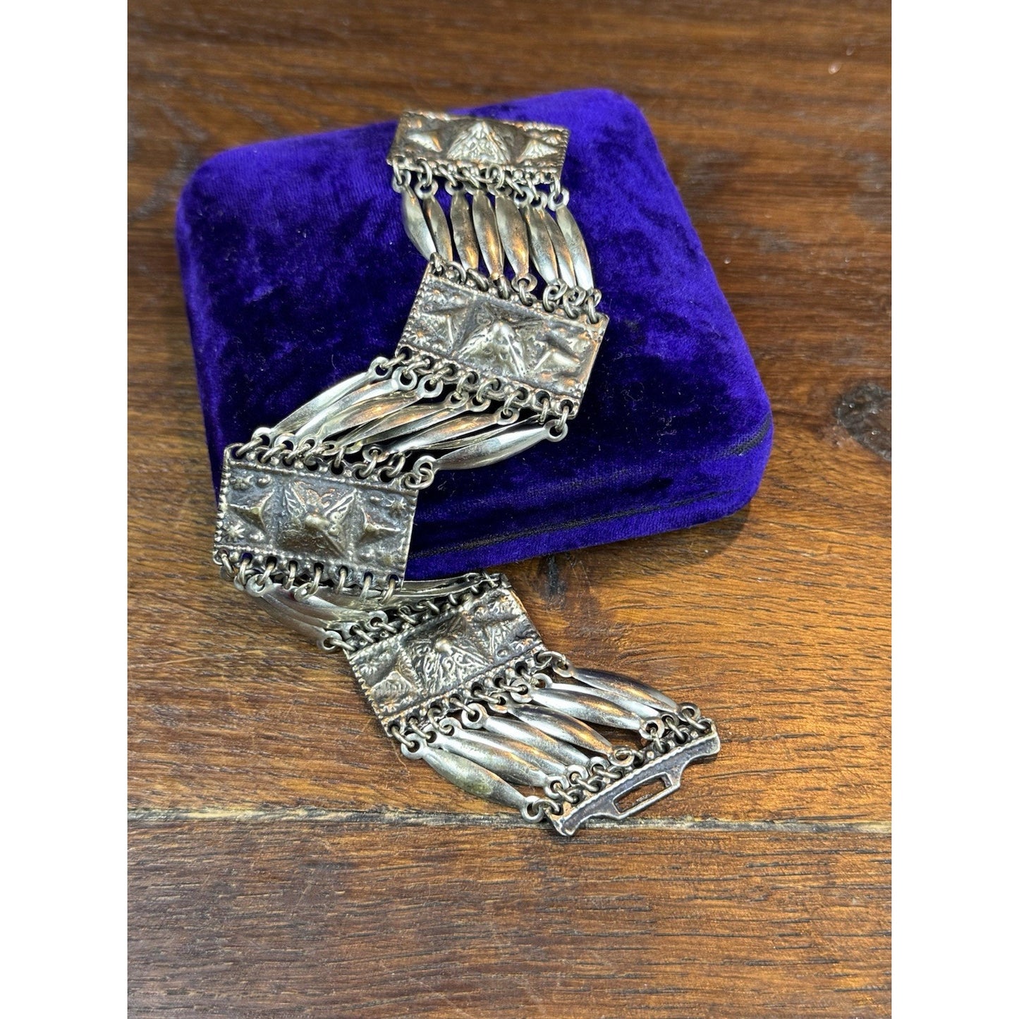 Vintage Mexico Bracelet 7” Silvertone Figural Panel Artisan Statement Jewelry