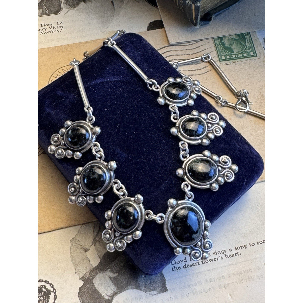 925 Silver Necklace Black Speckled Stone Cabochons Scrollwork Bar Link