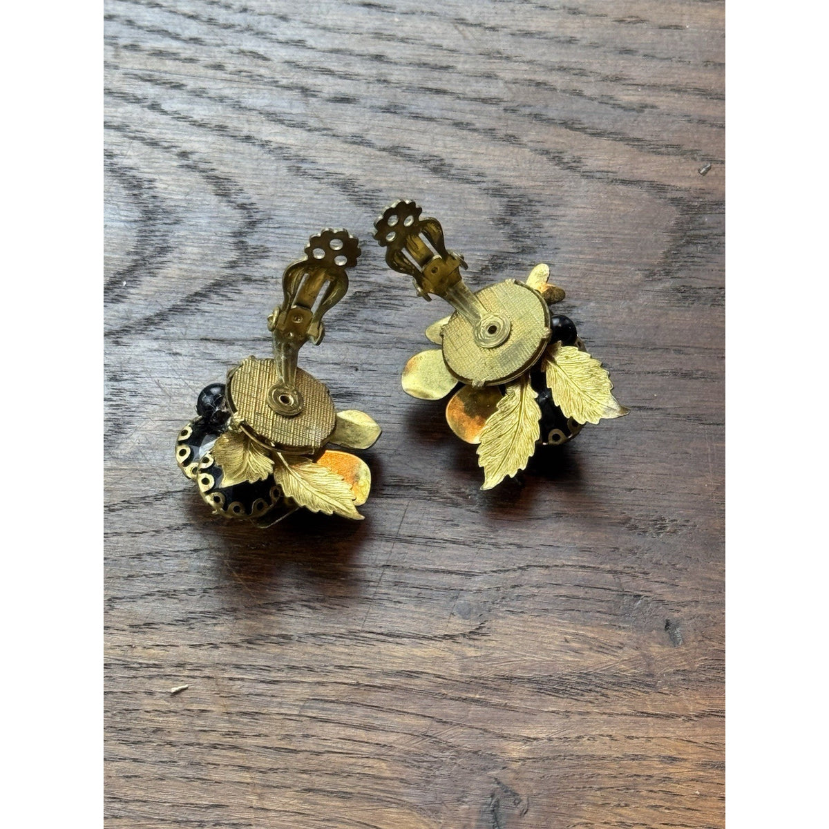 Vintage Black Glass Flower Clip Earrings Goldtone Rhinestone 1.5” x 1”