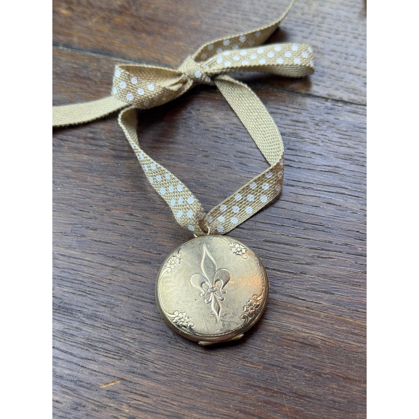 Vintage Gold-Filled Locket Danecraft Fleur-de-Lis 1 3/8”
