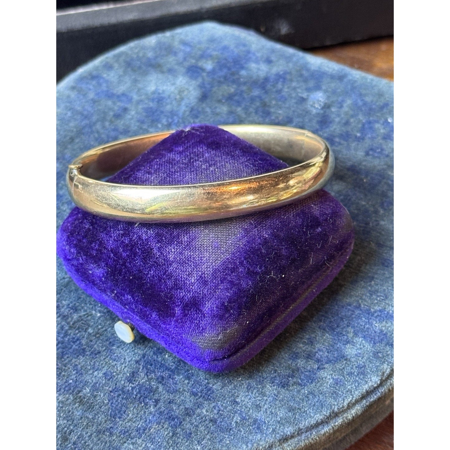 Vintage Krementz Gold Filled Hinged Bangle Bracelet Signed Fits 7” Classic