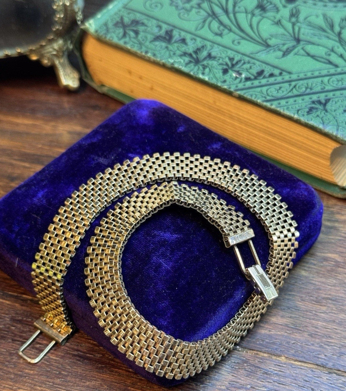 Vintage Whiting & Davis Goldtone Mesh Necklace 14.5”
