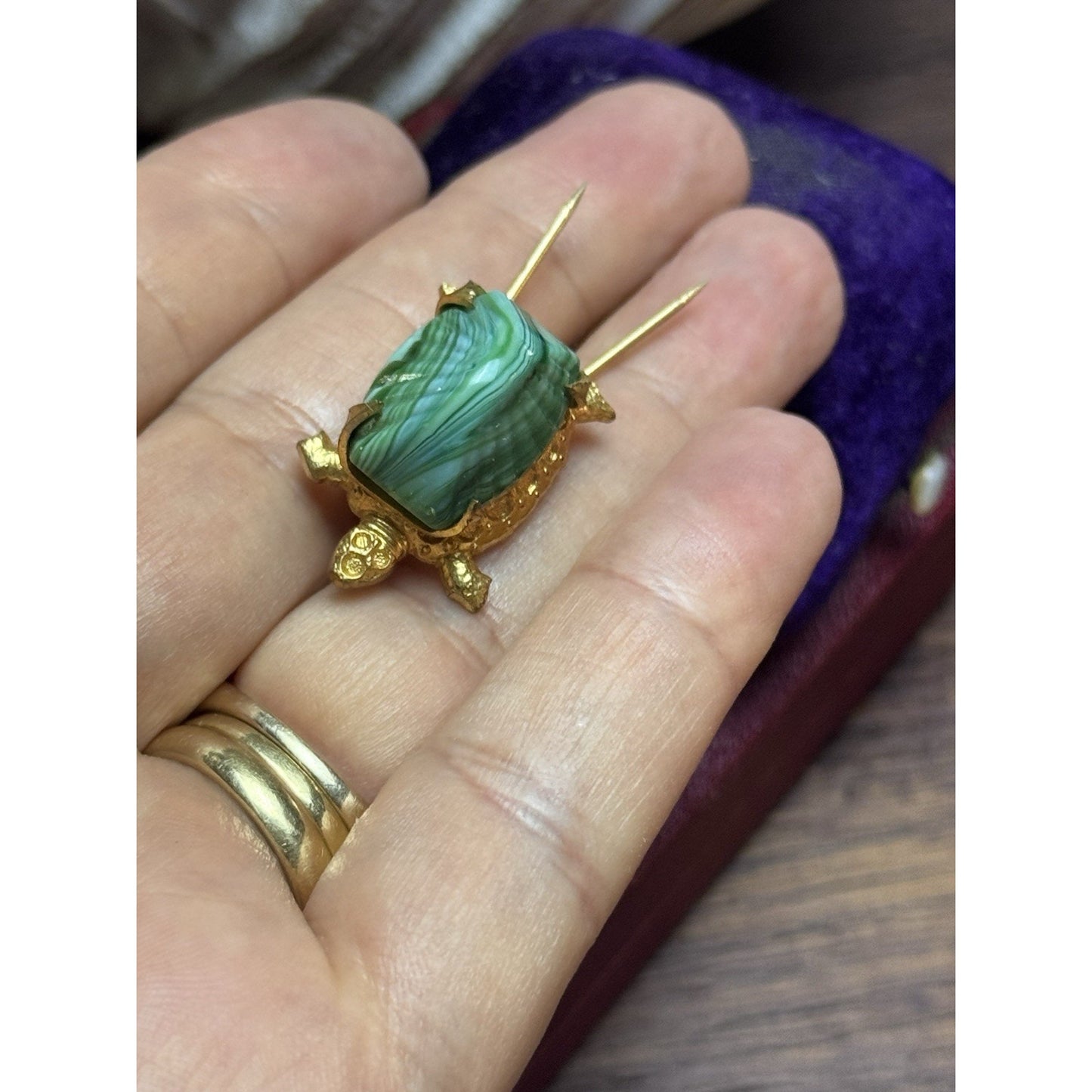Vintage Turtle Stick Pin Green Marbled Glass Goldtone Double Prong Figural