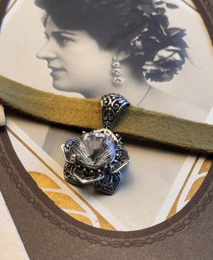 SARDA Sterling Silver 925 Floral Pendant Clear Faceted Stone Velvet Ribbon 1.5”