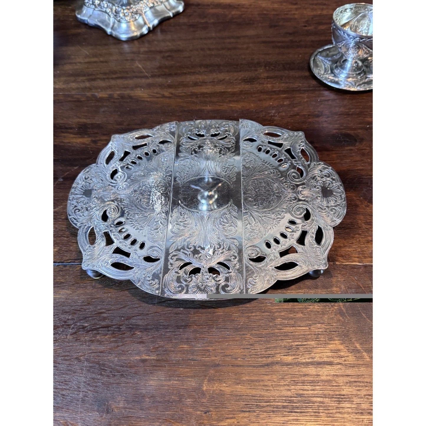 Vintage Silverplate Expandable Trivet Ornate Reticulated 10.5” To 12.5”