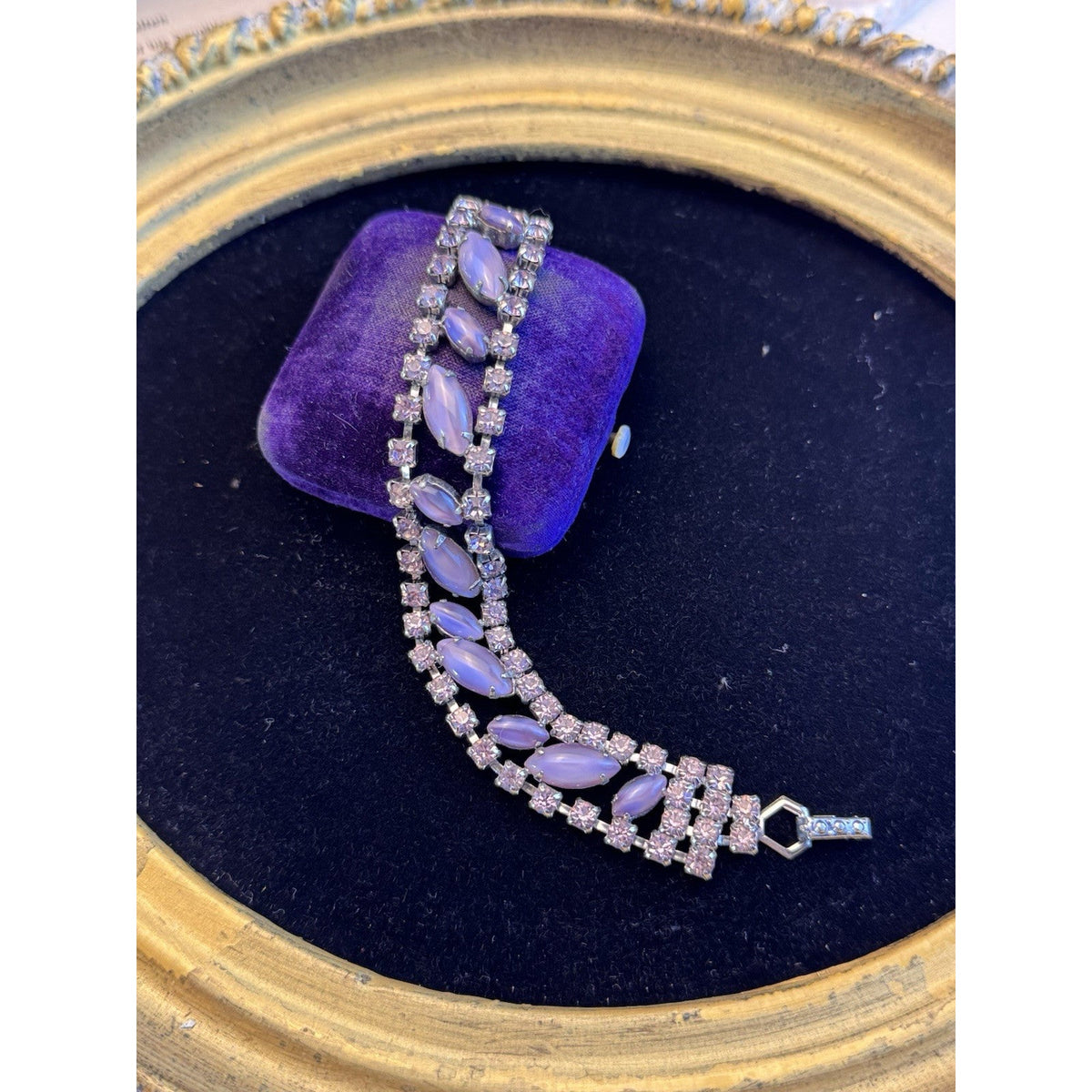La Rel Bracelet Lavender Marquise Cabochon Purple Rhinestone Silvertone 7”