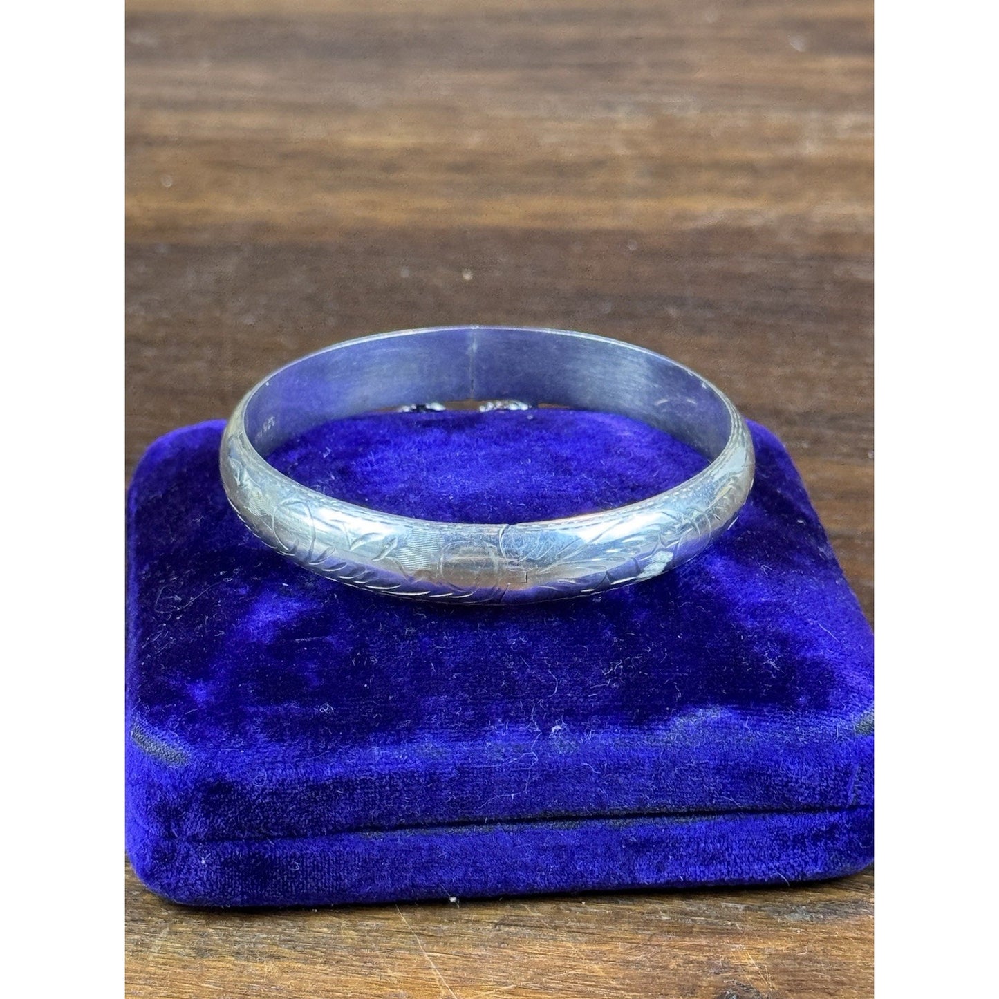 Vintage Sterling Silver Hinged Bangle Bracelet Etched Floral Safety Chain 7.25”