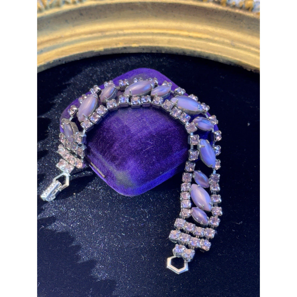 La Rel Bracelet Lavender Marquise Cabochon Purple Rhinestone Silvertone 7”