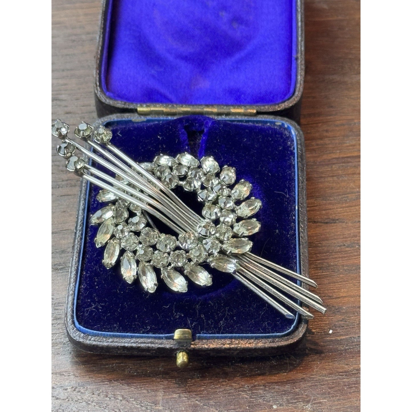 Vintage Brooch Pendant Clear Rhinestone Comet Silvertone 3.25” x 1.5”