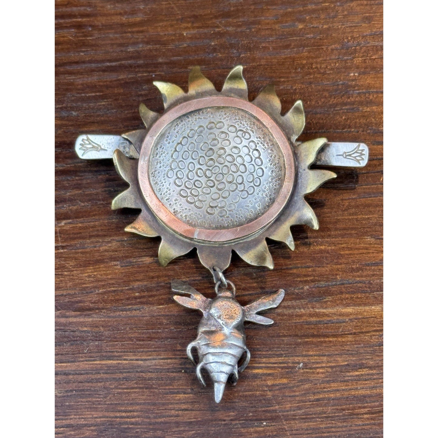 Vintage Bee Brooch Cindy Hardey 1994 Sunflower Mixed Metal Artisan 2.5” x 2”